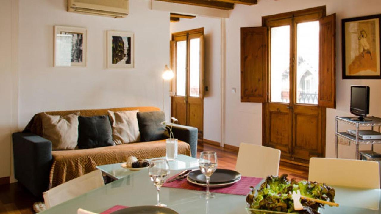 Ripoll Apartments Барселона Екстер'єр фото